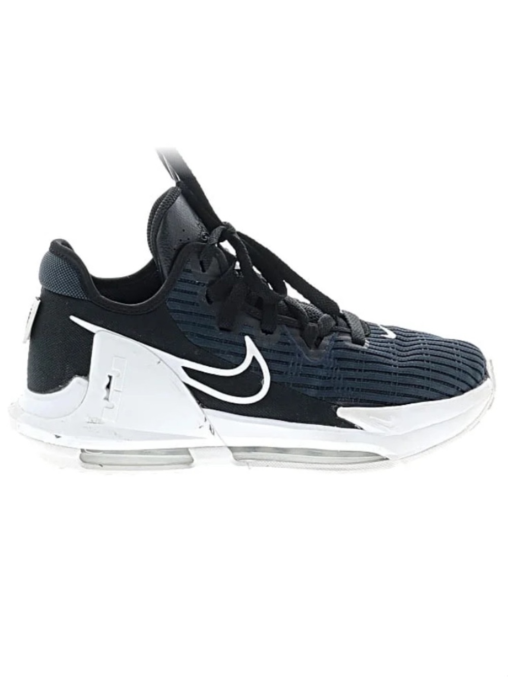Nike LeBron witness VI GS black white dark obsidian